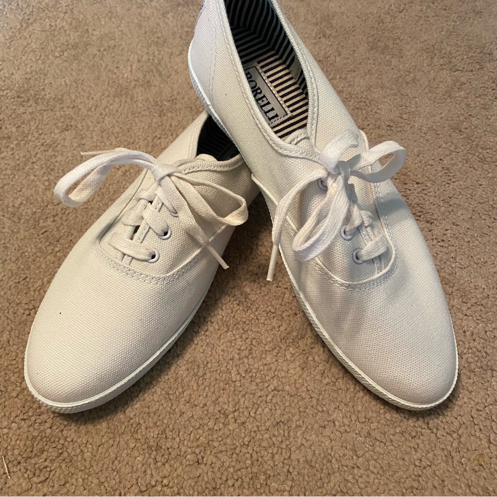 8.5 White Tennis Shoes
